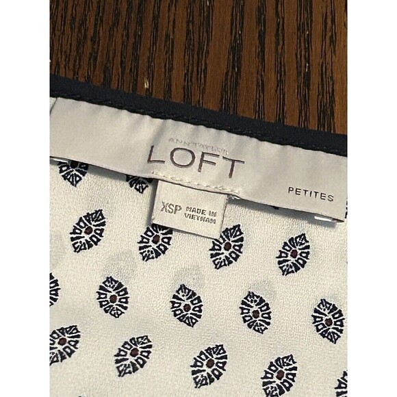 LOFT Women's Boatneck Blouse Long Sleeve Pullover Top Sz XS Petite Lightweight - Picture 5 of 13